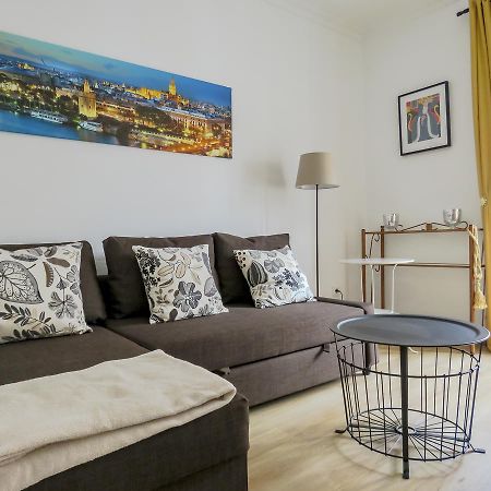 Living-Sevilla Feria Экстерьер фото
